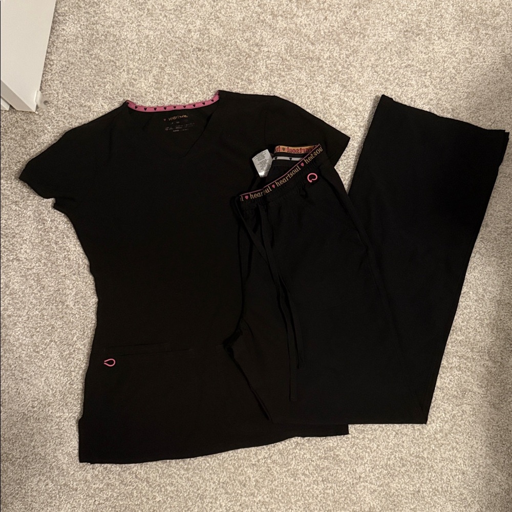 Heart soul scrub set top size XX small bottom size small